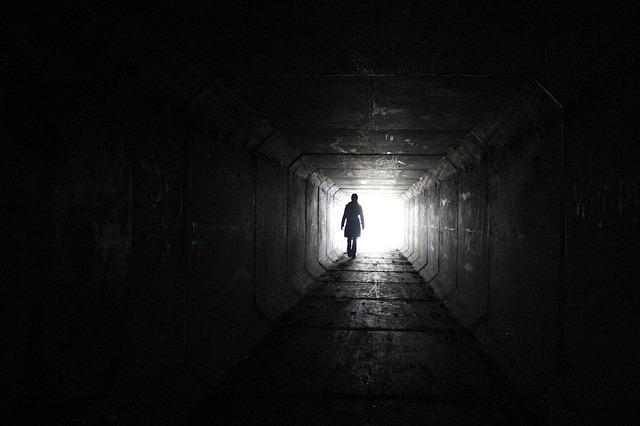 Ölüm Kapısındaki Nöbetçiler - Paranormal Deneyim